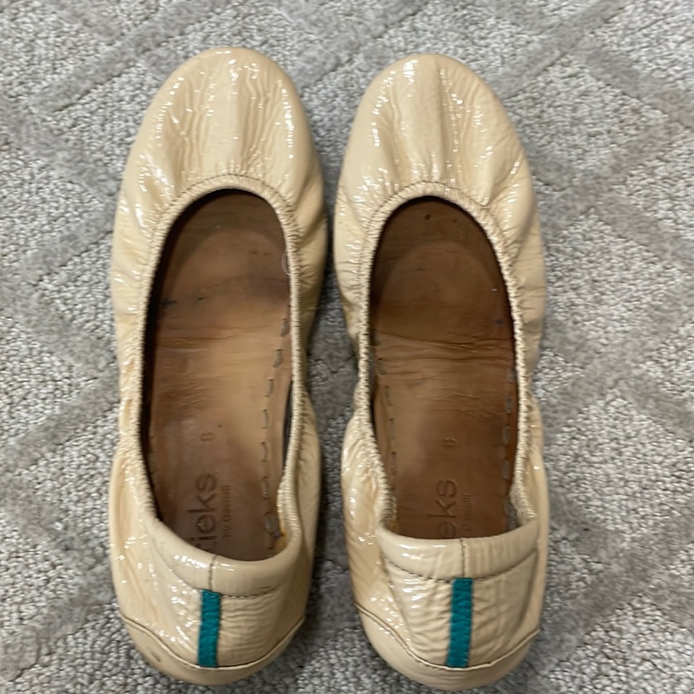 Tieks Patent Leather Biscotti -Size 8